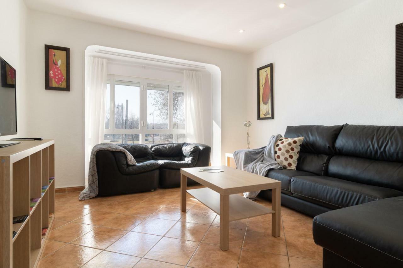 Hébergement de vacances La Casa Azul,una Casa En La Ciudad. Logroño